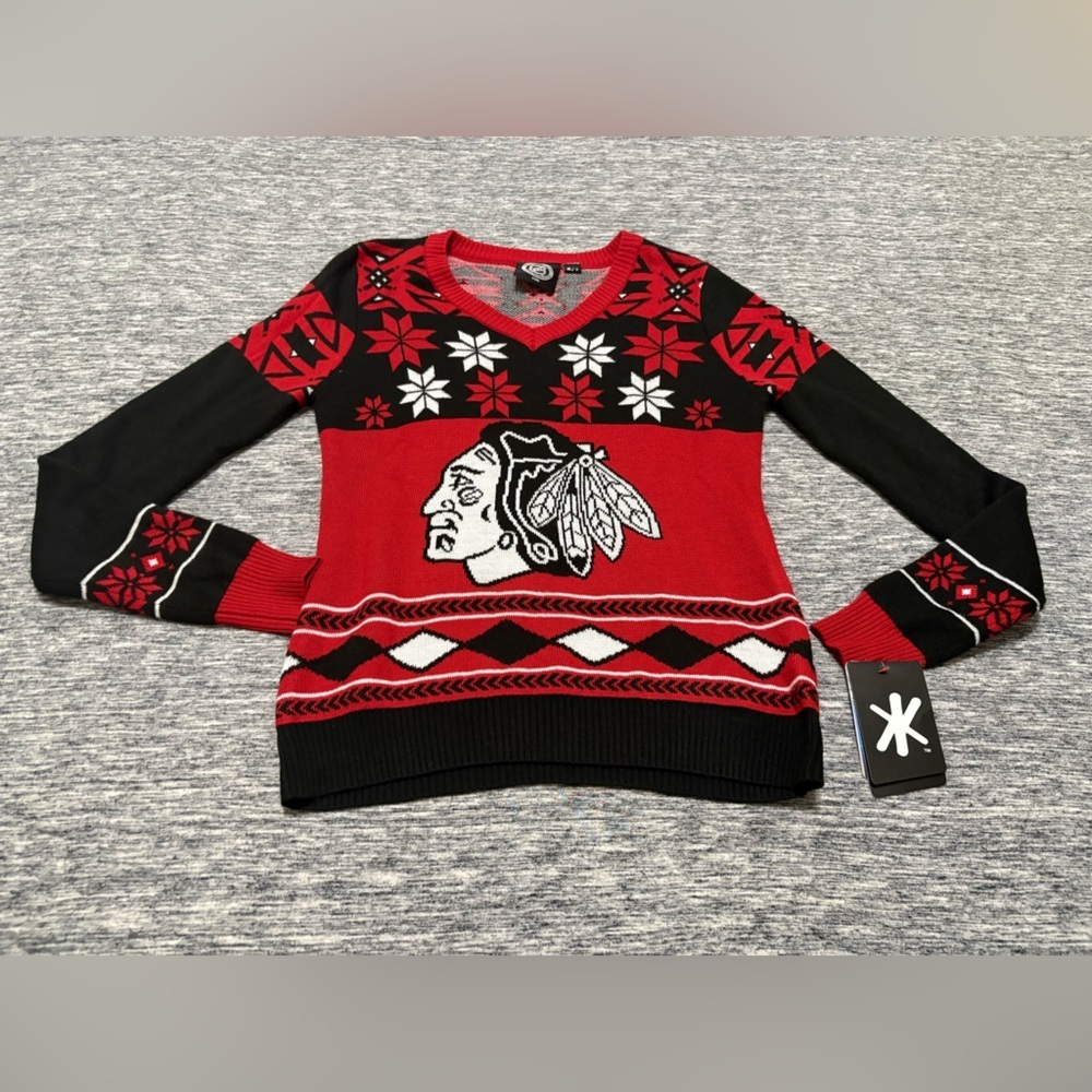 NWT Ladies Small Chicago Blackhawks Christmas Sweater